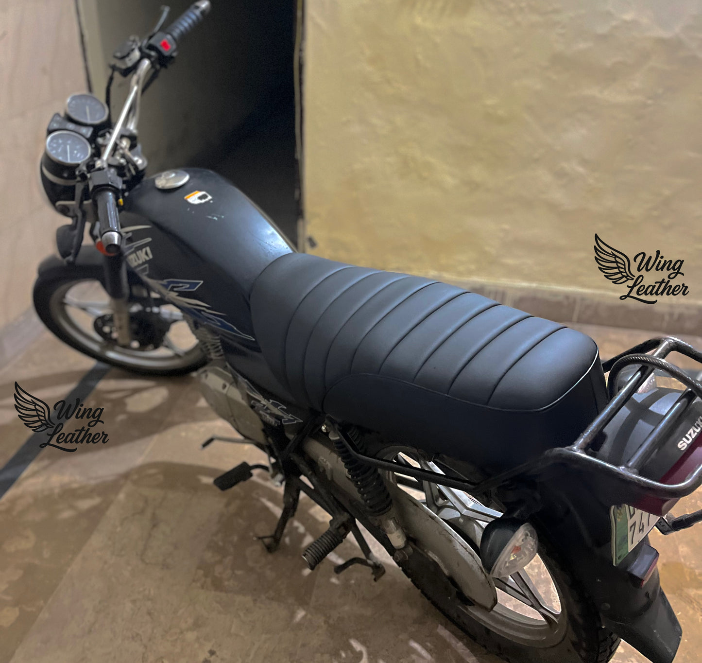 Suzuki Gs150 Molty Foam Padded Leather Seat Cover